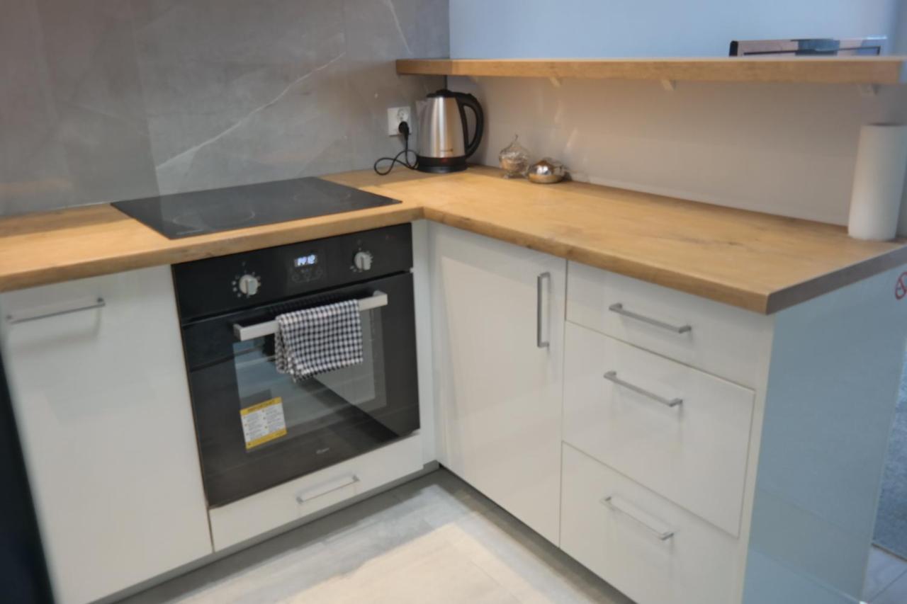 Apartament Al. Solidarnosci Białystok Buitenkant foto